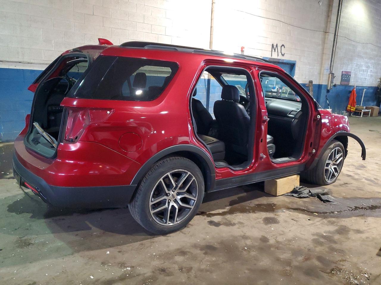 Ford Explorer Sport