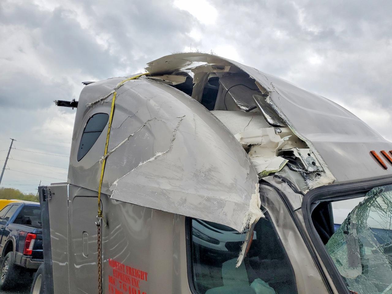 Freightliner Cascadia 126