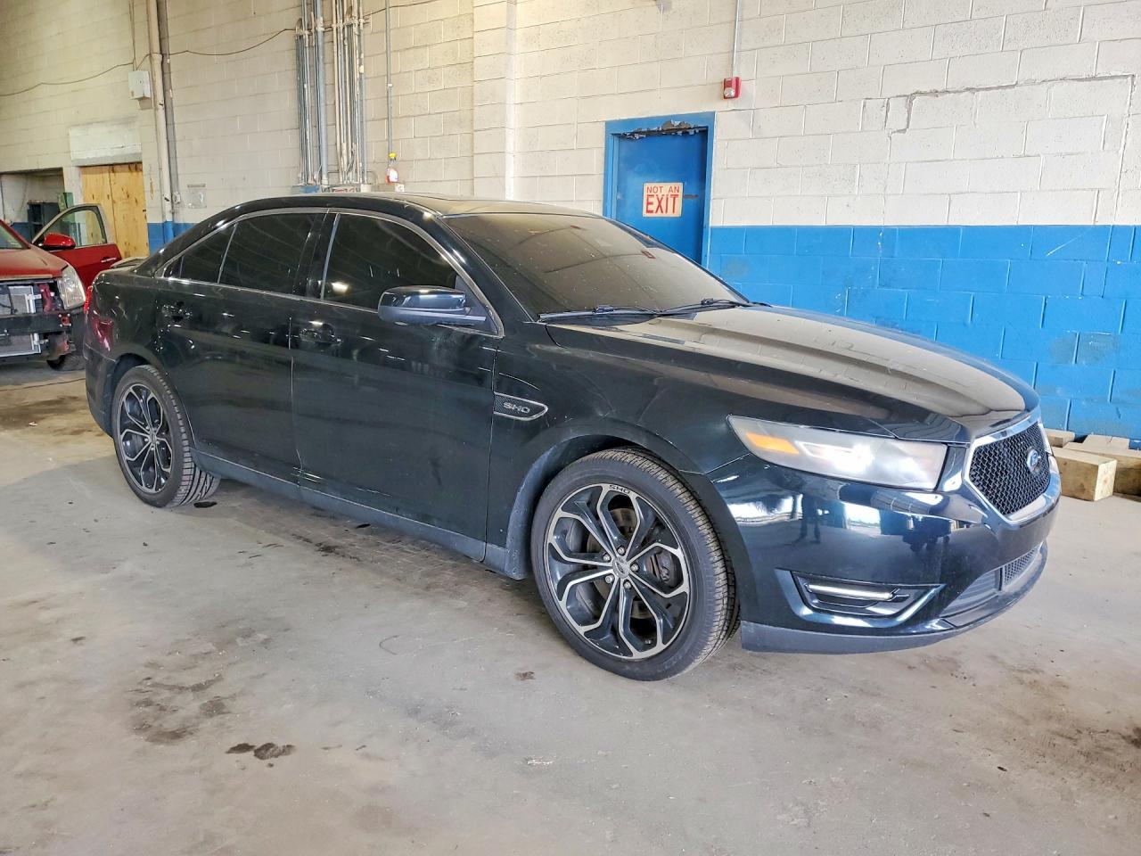 Ford Taurus Sho