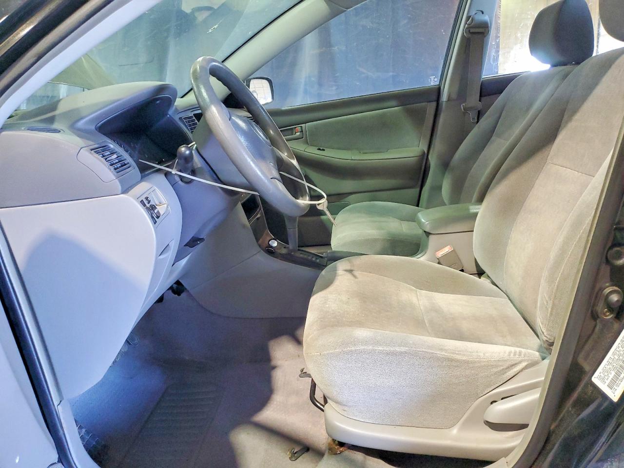 Toyota Corolla Ce