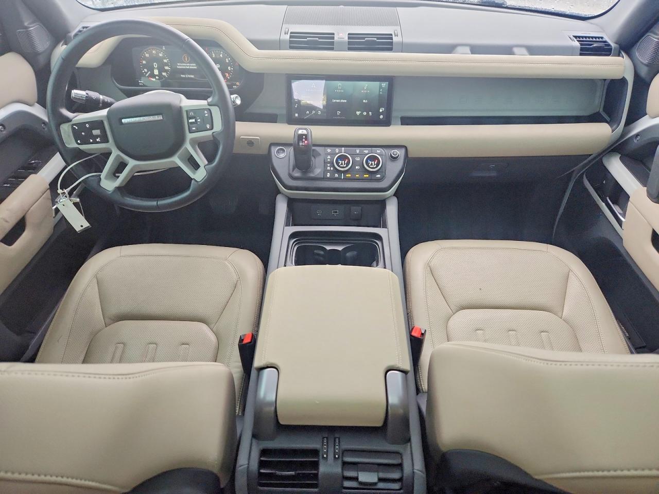 Land Rover Defender 110 S