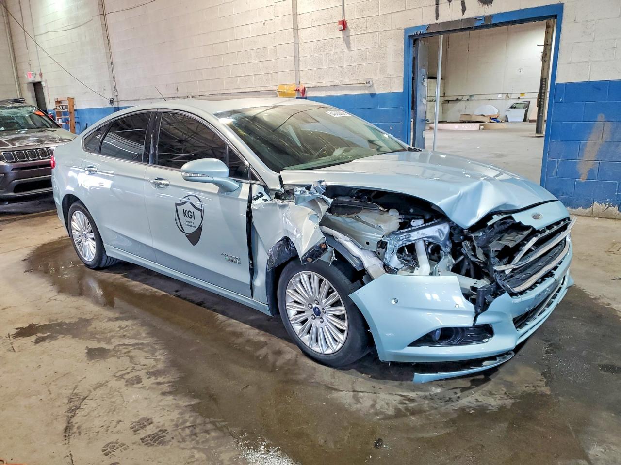 Ford Fusion Titanium Phev