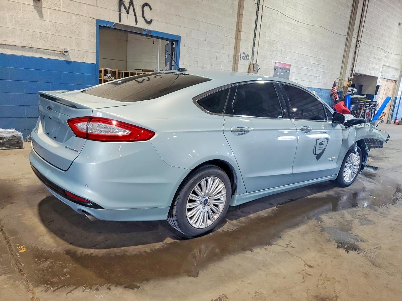 Ford Fusion Titanium Phev