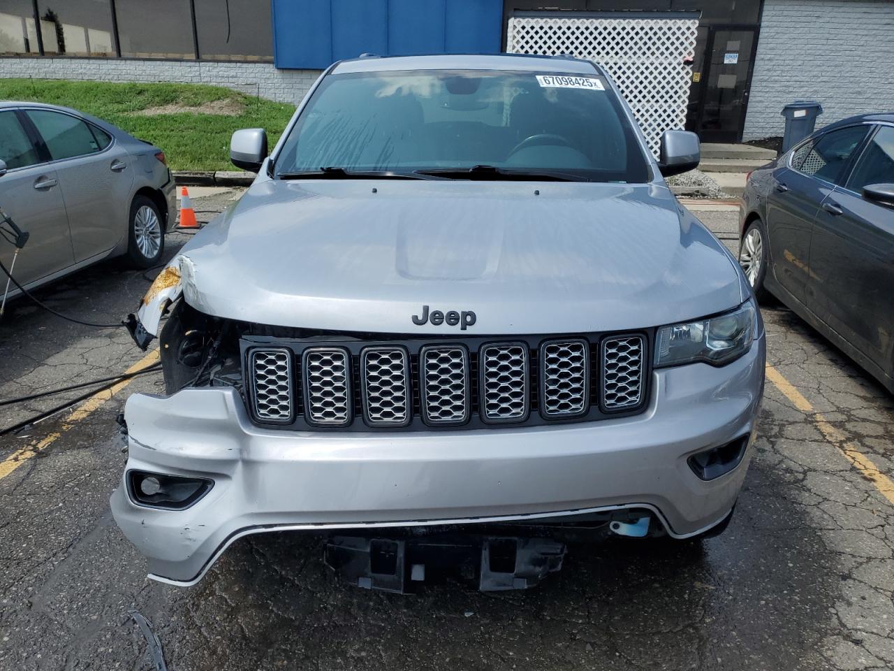 Jeep Grand Cherokee Laredo