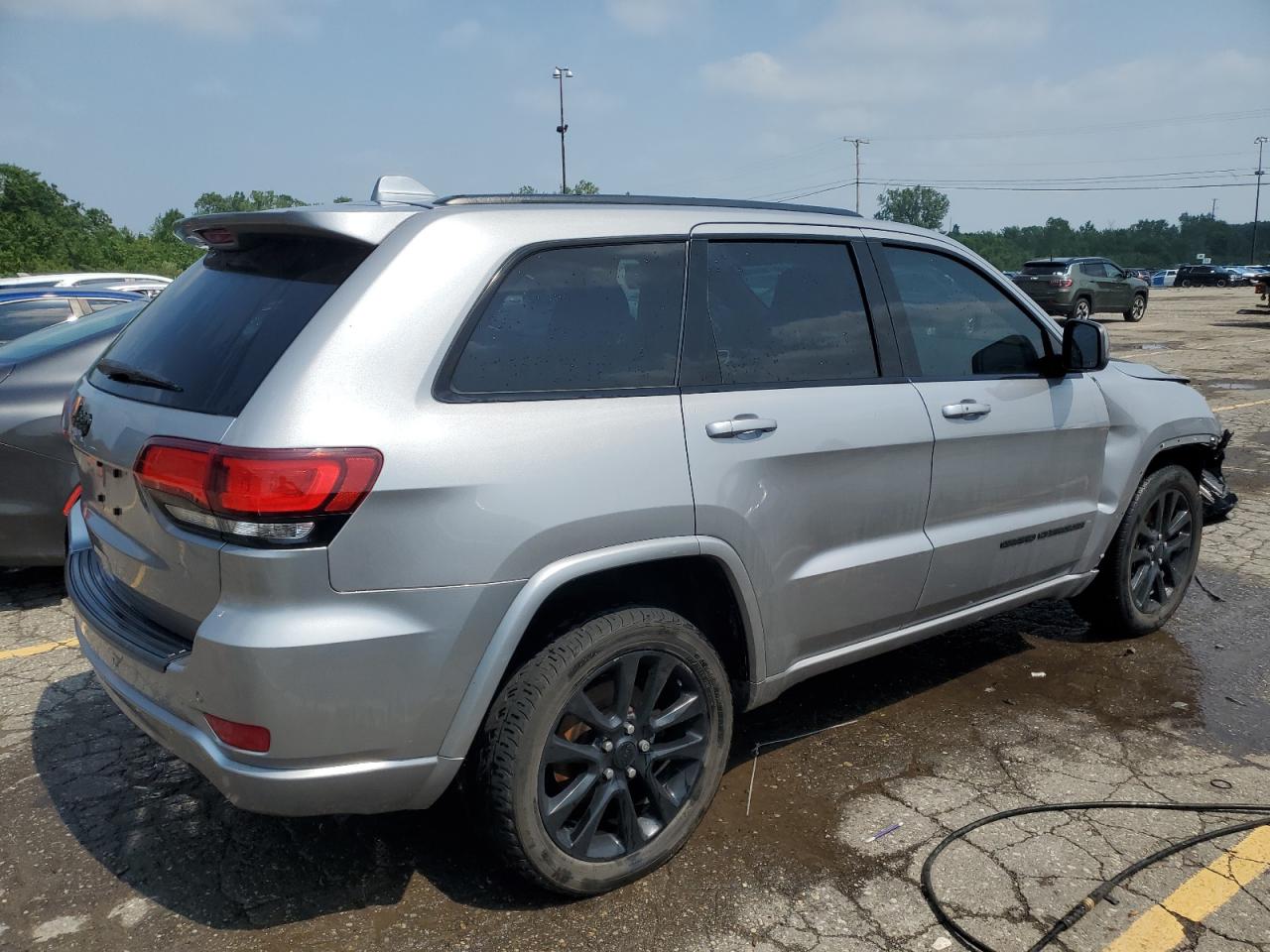 Jeep Grand Cherokee Laredo
