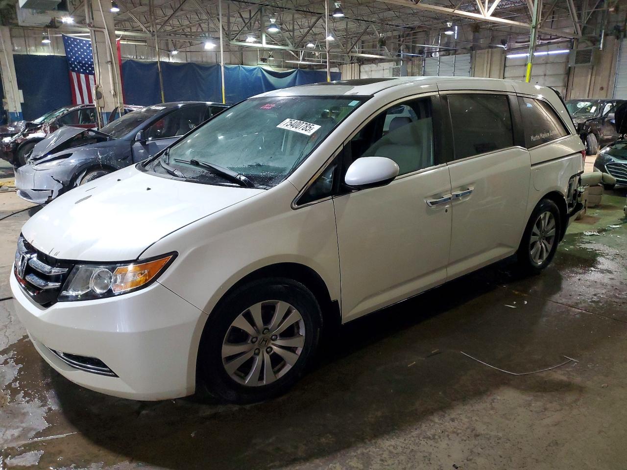 Salvage Honda Odyssey Image