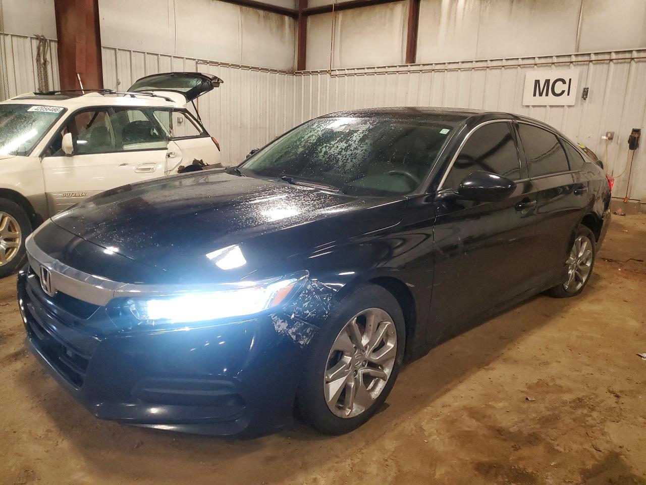 Salvage Honda Accord Image