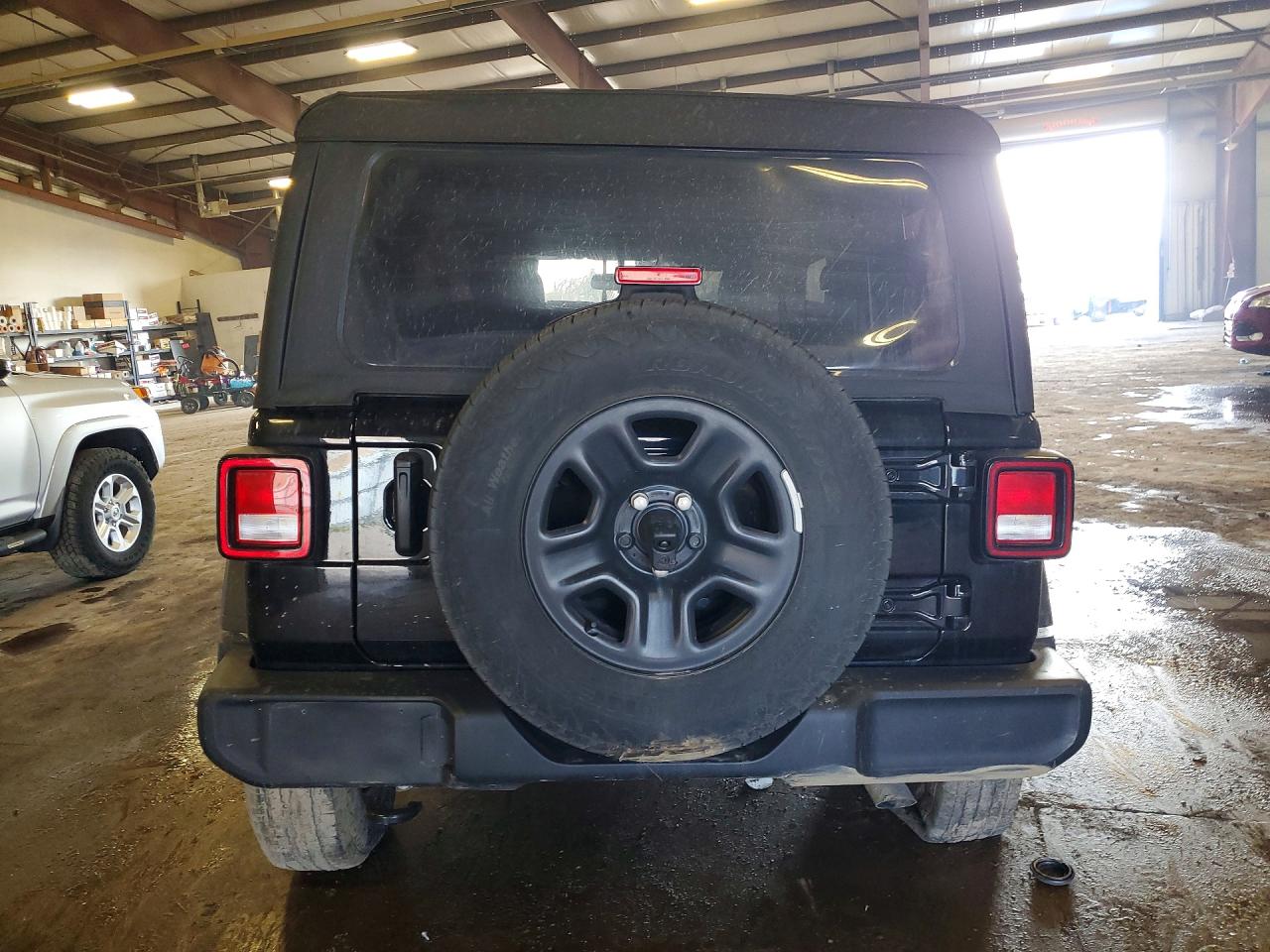 Jeep Wrangler Sport
