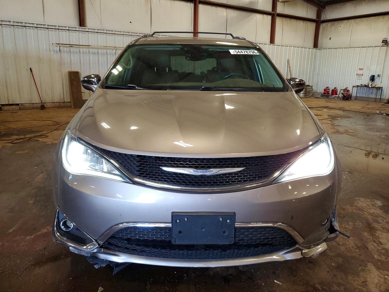 Chrysler Pacifica Limited