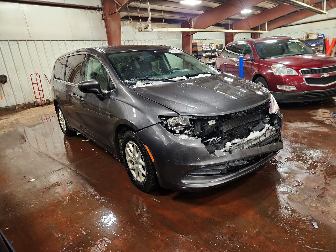 Chrysler Pacifica Touring
