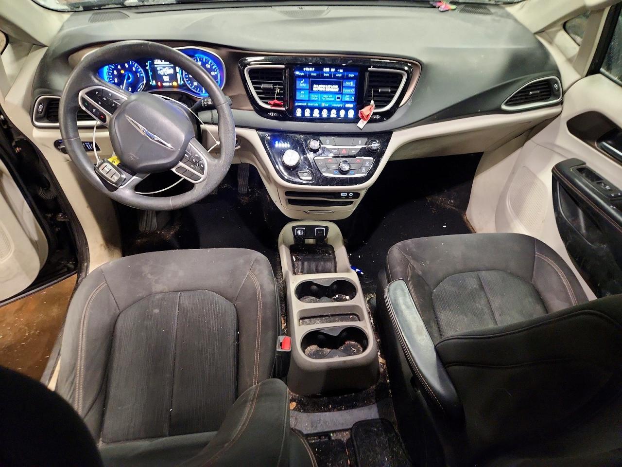 Chrysler Pacifica Touring