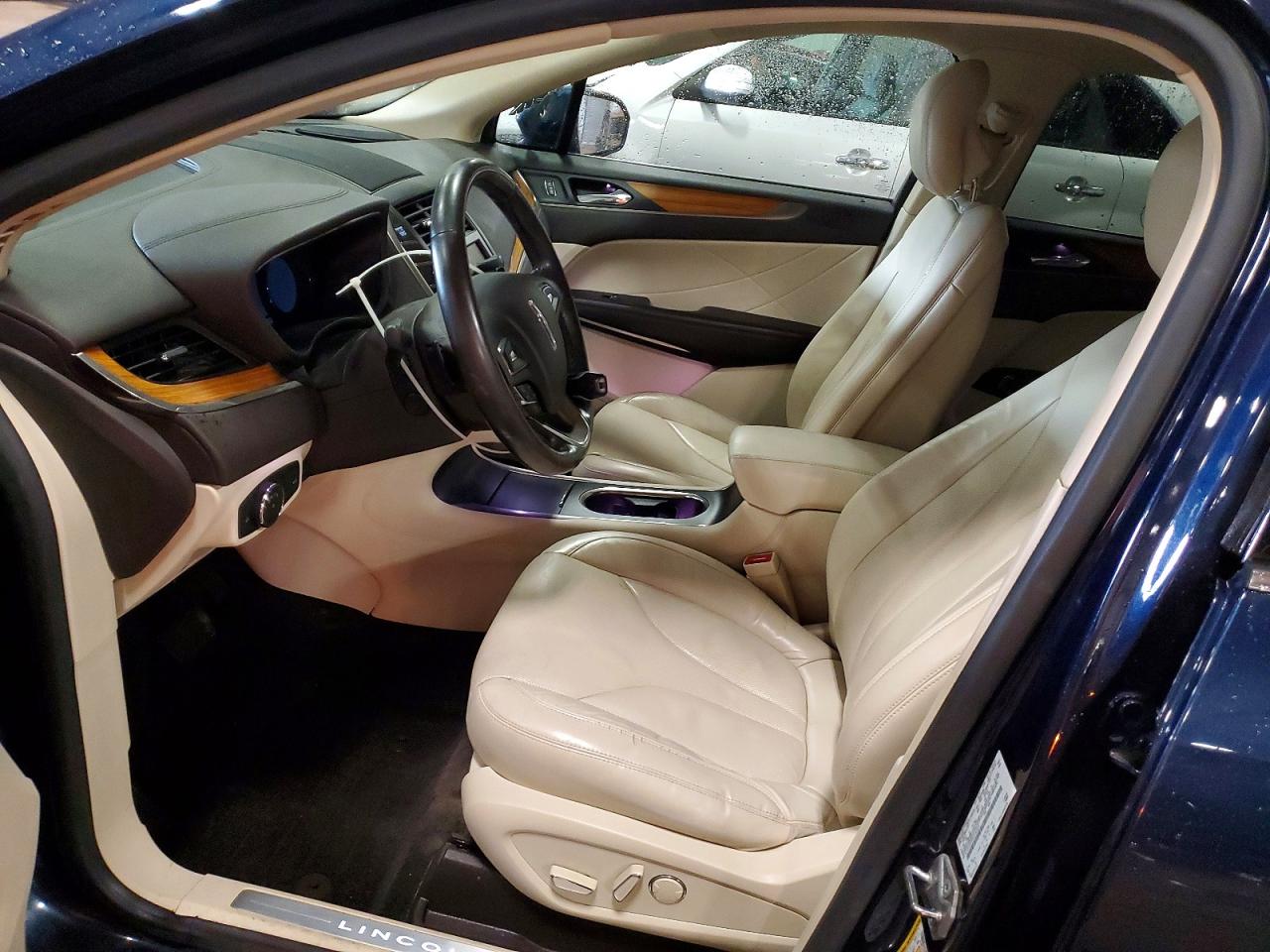 Lincoln MKZ
