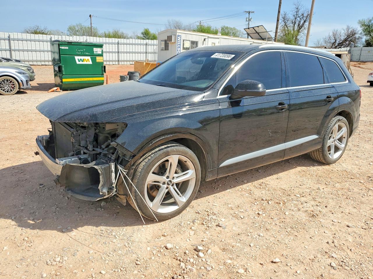 Salvage Audi Q7 Image