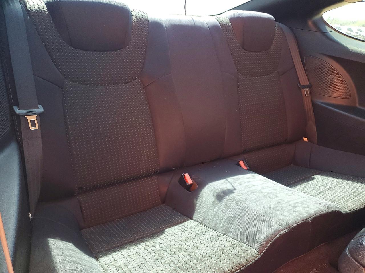 Hyundai Genesis 2.0t Premium