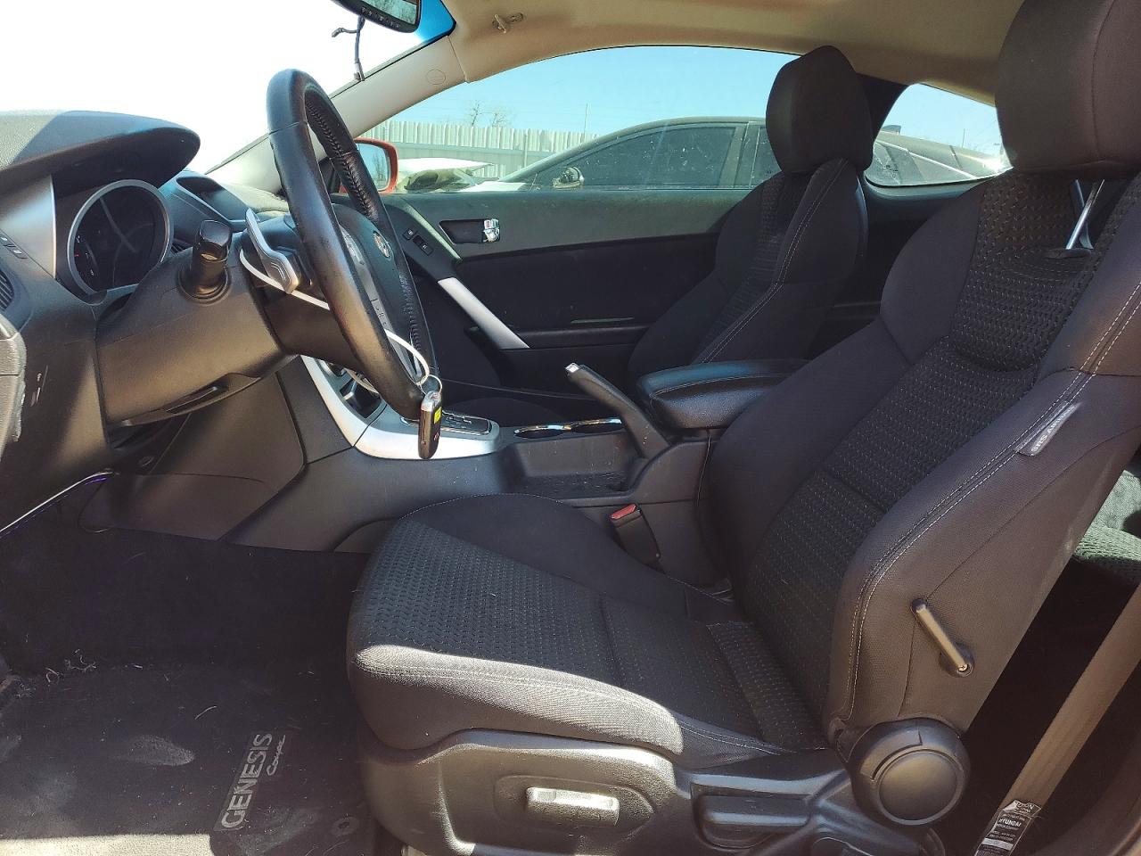 Hyundai Genesis 2.0t Premium