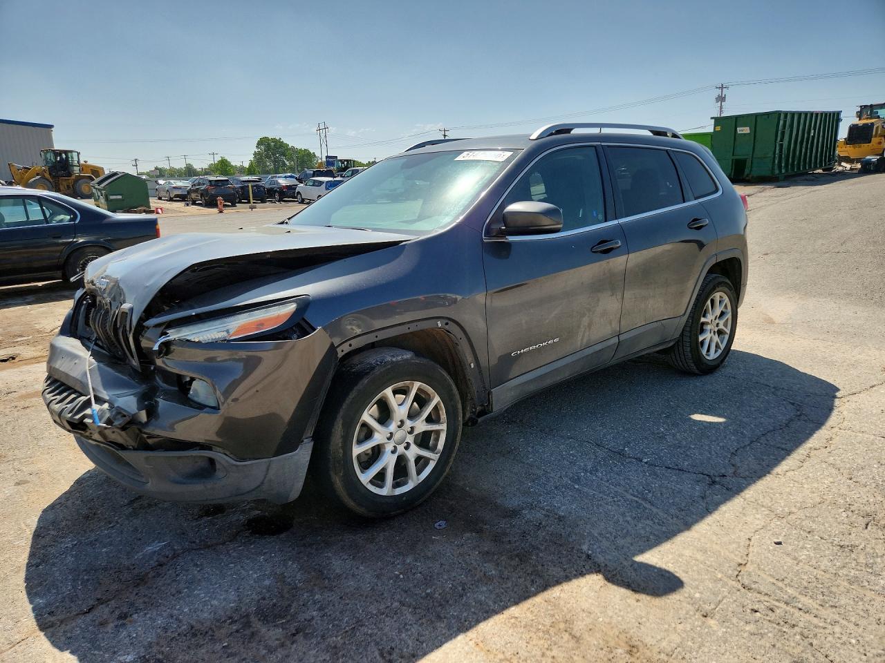 Salvage Jeep Cherokee Image