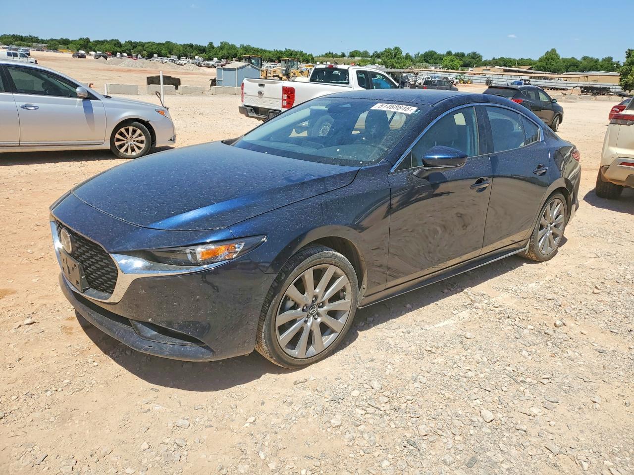 Salvage Mazda 3 Image