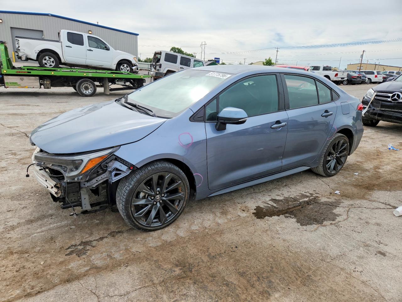Salvage Toyota Corolla Image