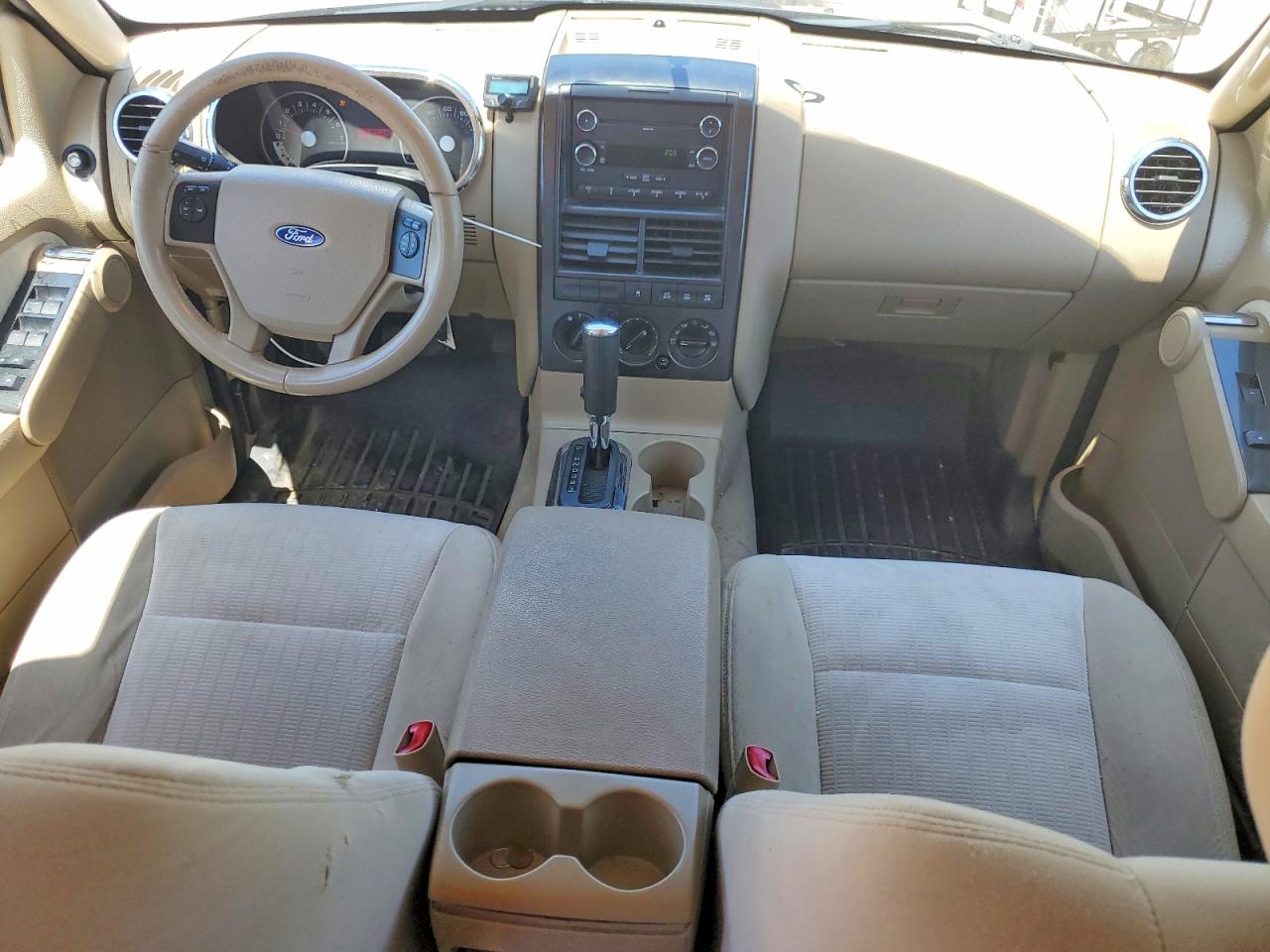 Ford Explorer Xlt