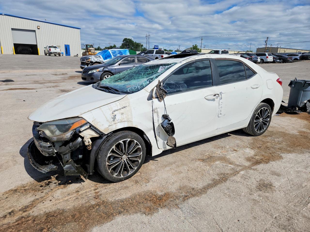 Salvage Toyota Corolla Image