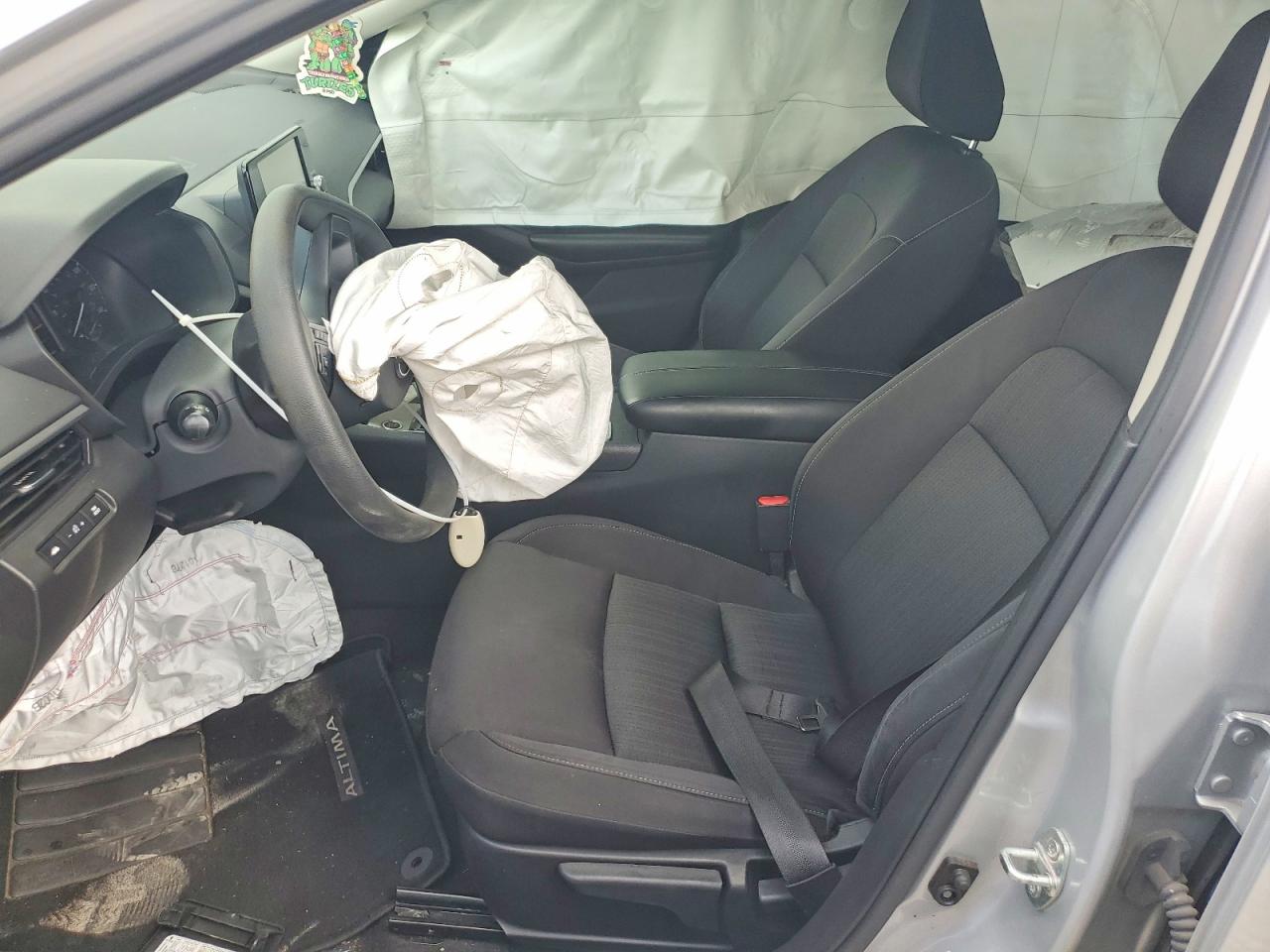 Nissan Altima S