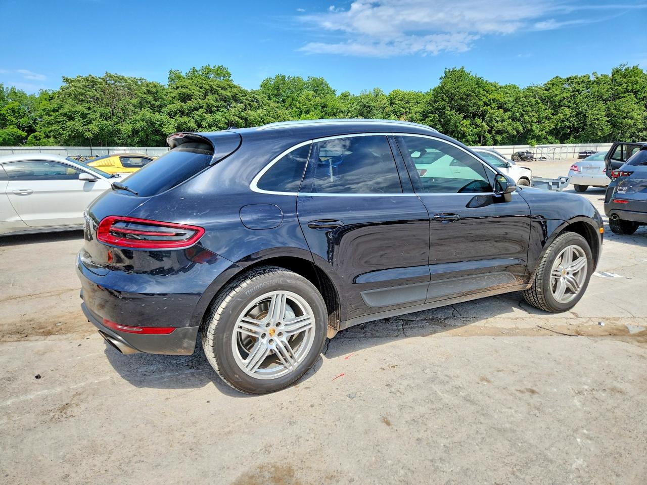 Porsche Macan S