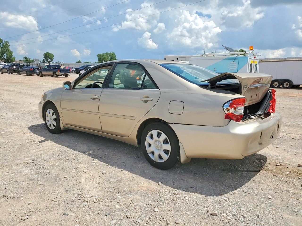 Toyota Camry Le