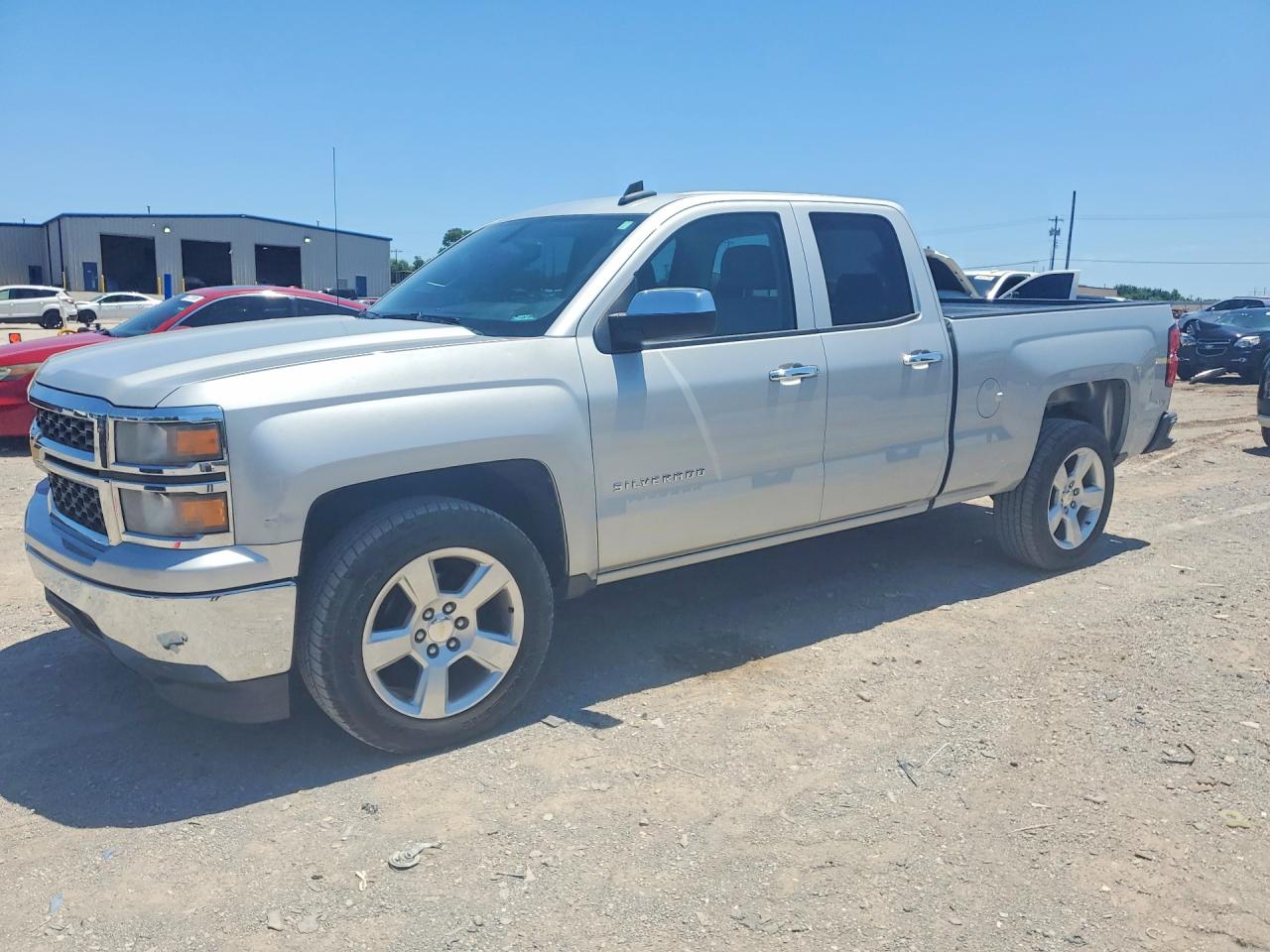 Salvage Chevrolet Silverado Image