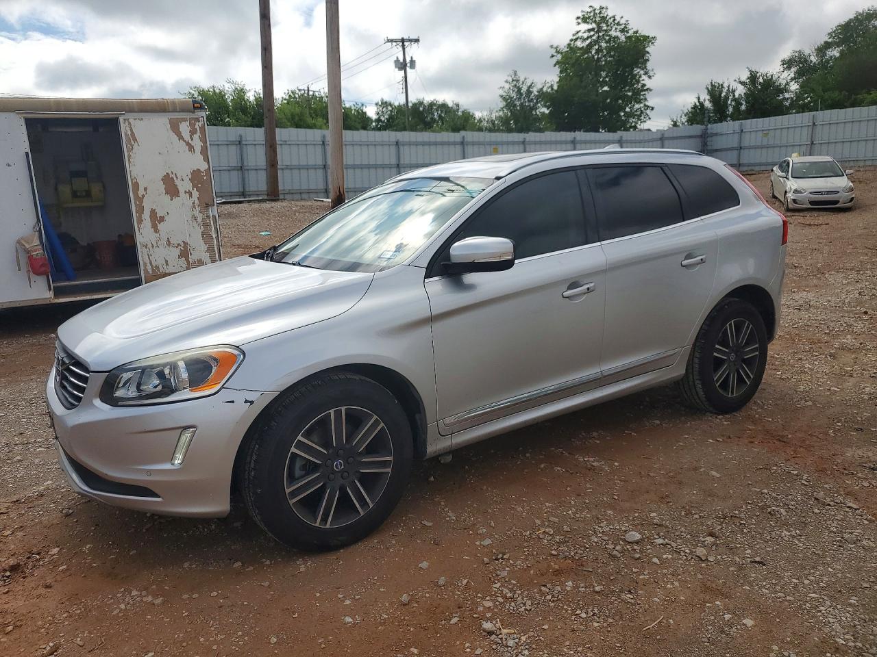 Salvage Volvo XC60 Image