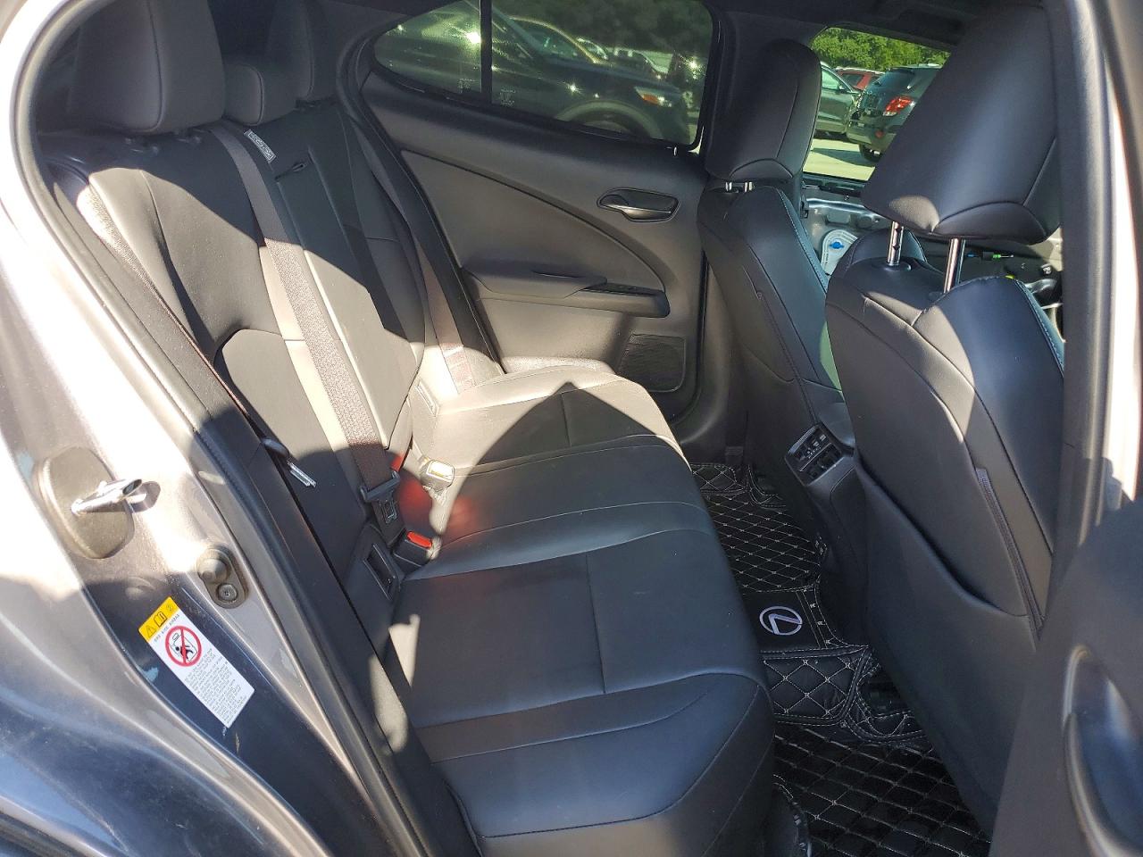 Lexus Ux 200