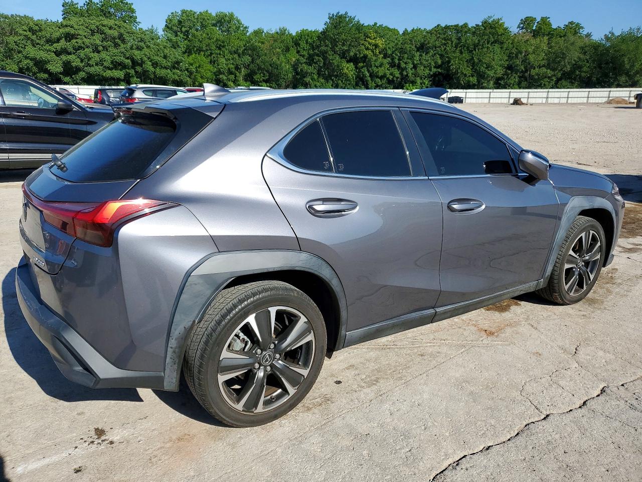 Lexus Ux 200