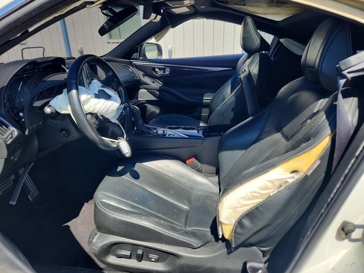 INFINITI Q60 Red Sport 400