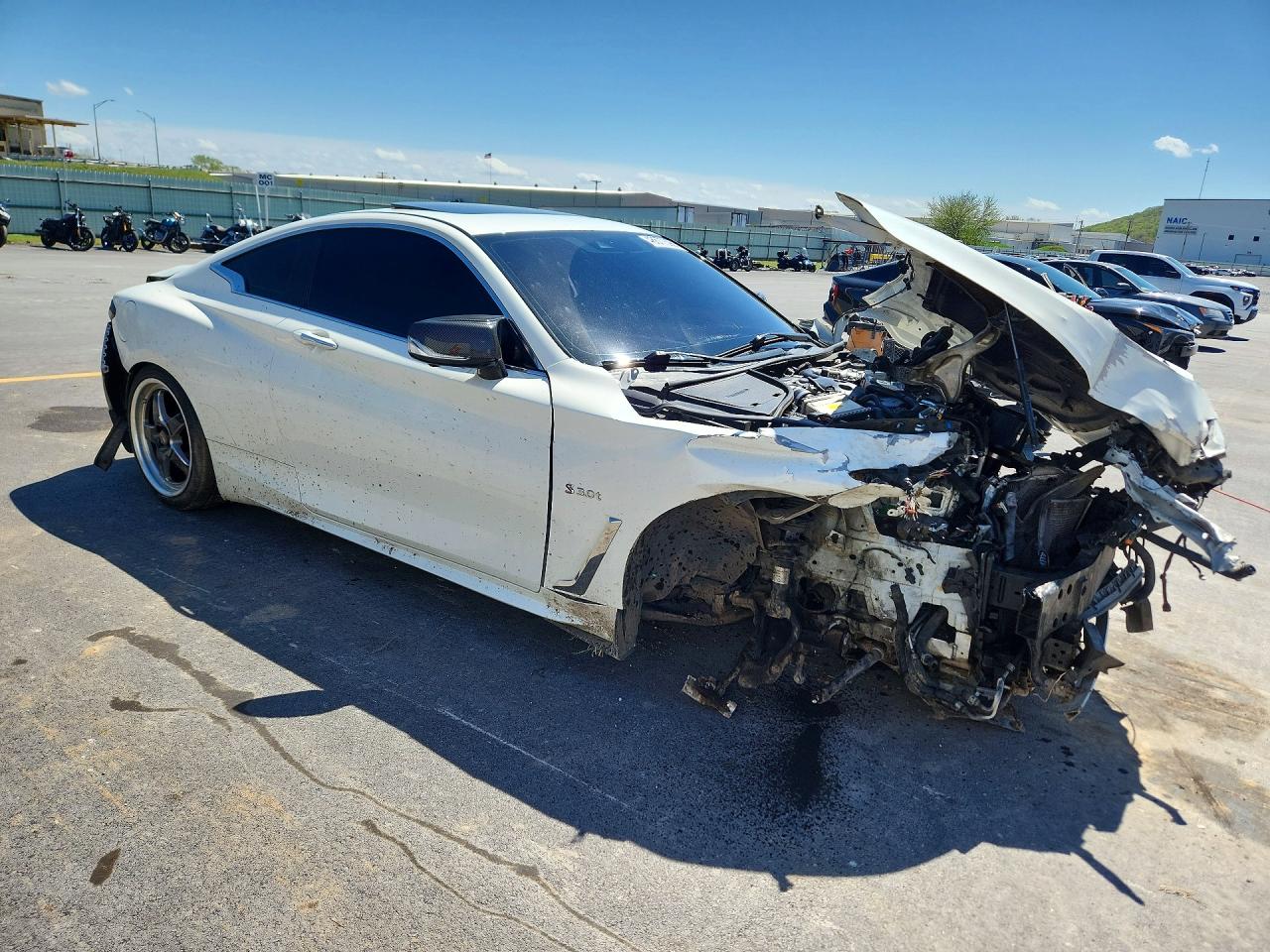 INFINITI Q60 Red Sport 400