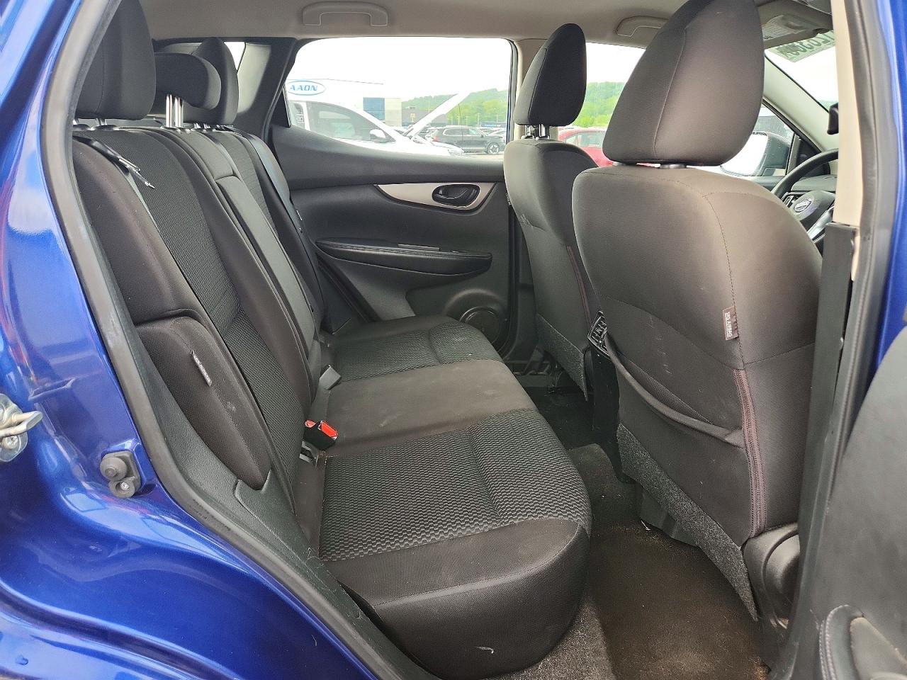 Nissan Rogue S