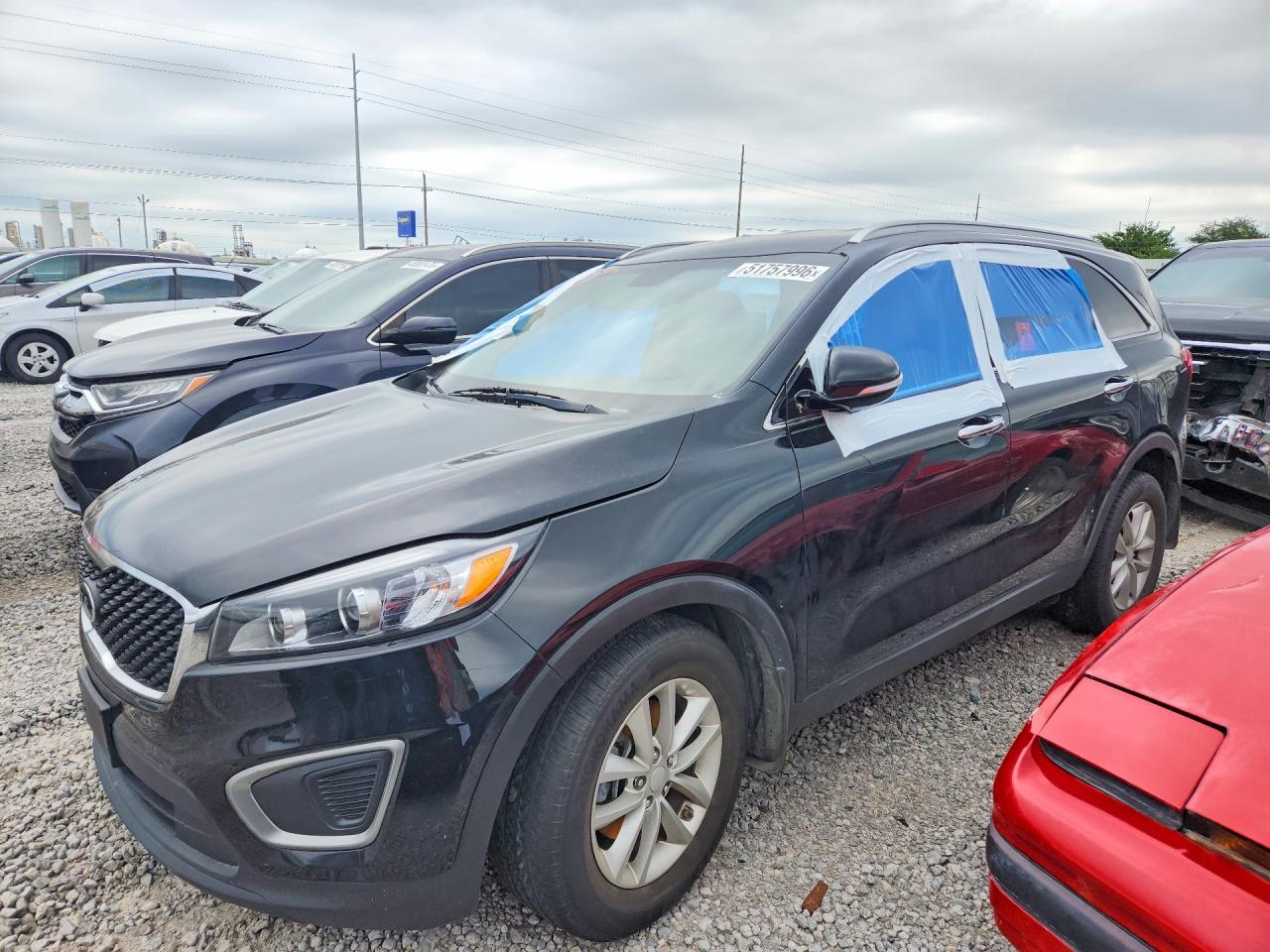 Salvage Kia Sorento Image