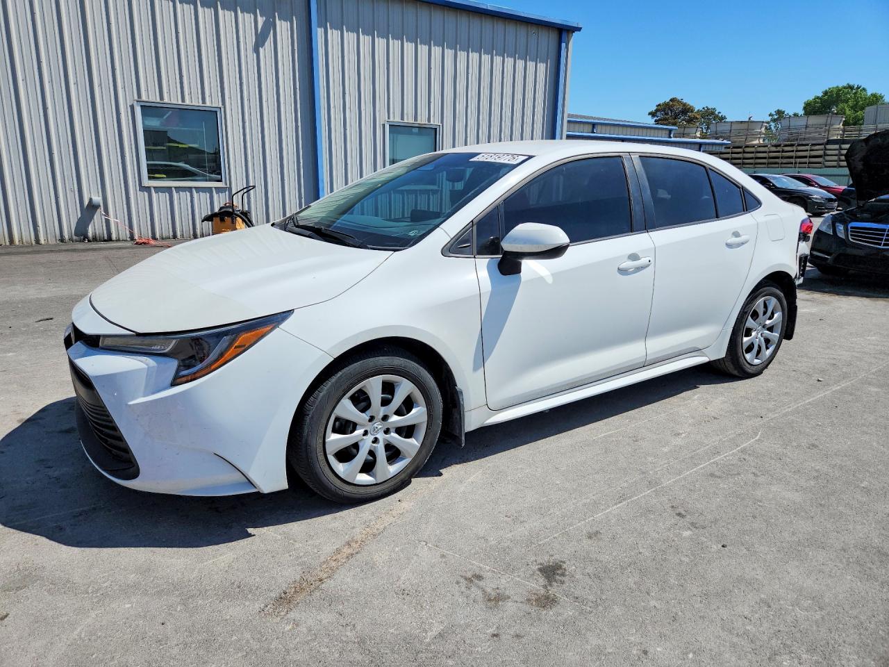 Salvage Toyota Corolla Image