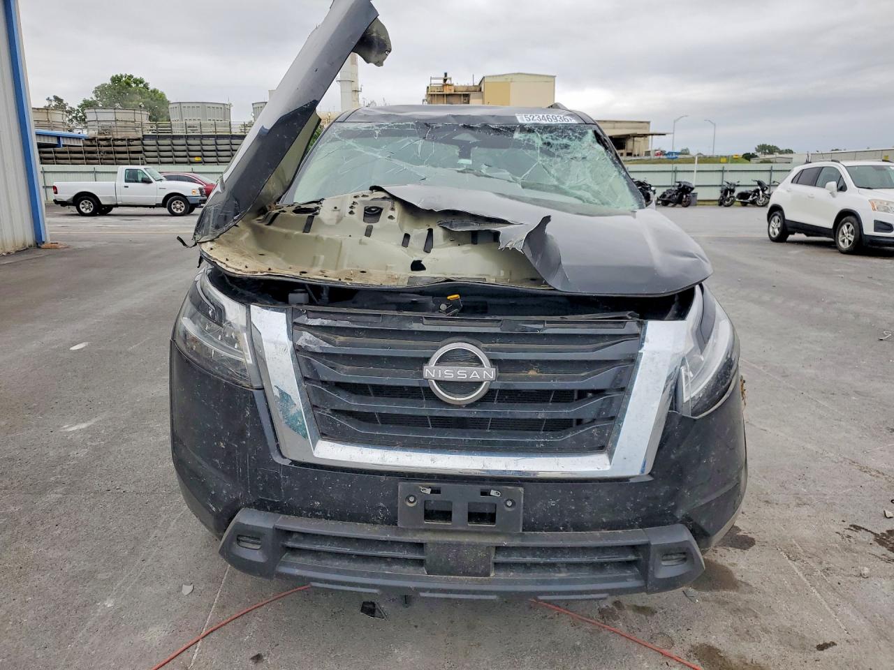 Nissan Pathfinder Sv