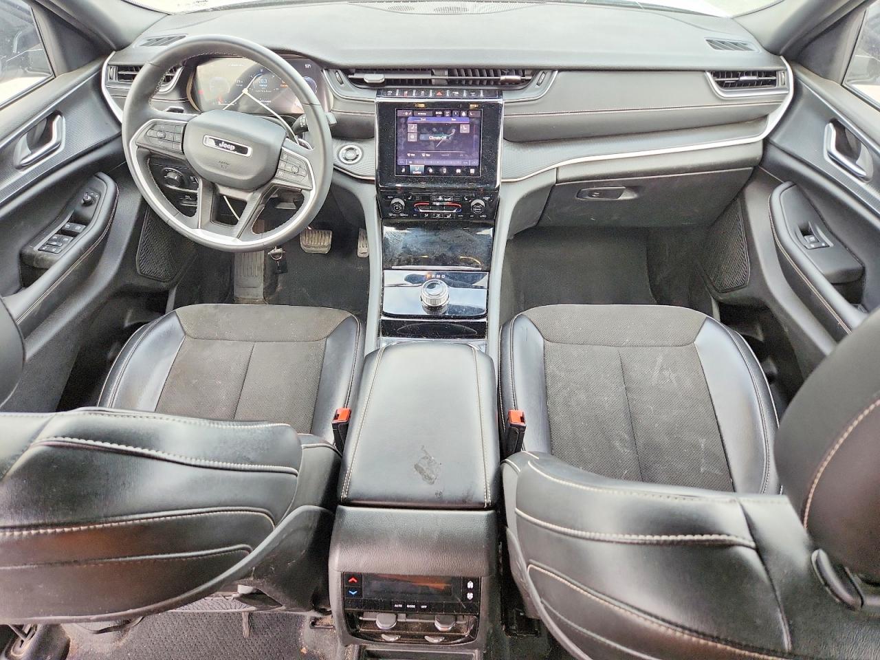 Jeep Cherokee L Laredo