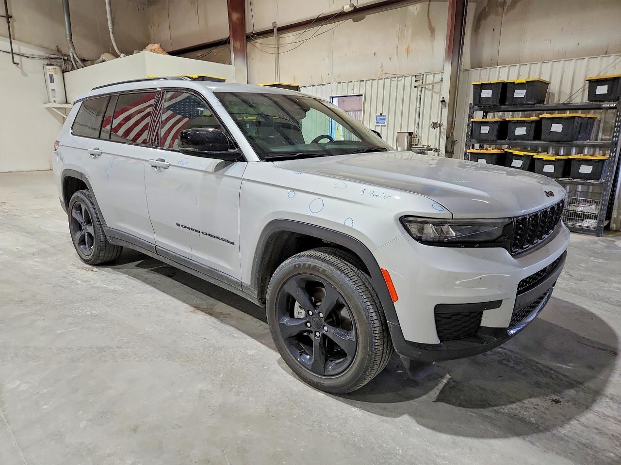 Jeep Cherokee L Laredo