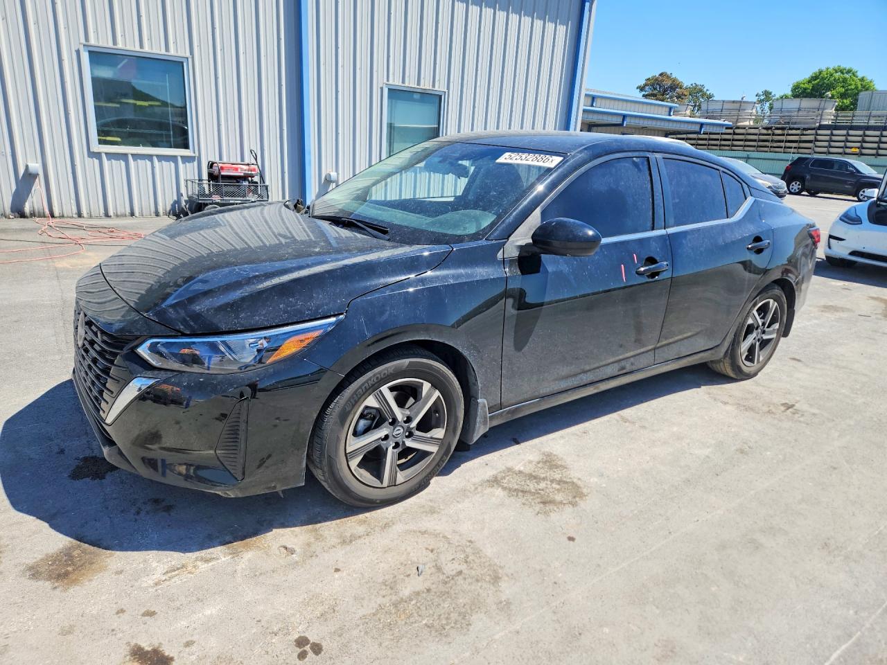 Salvage Nissan Sentra Image