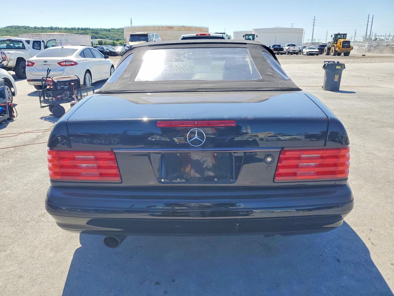 Mercedes-Benz S-Class 600