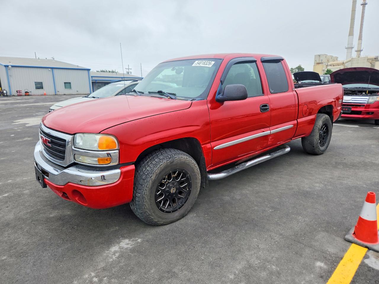 Salvage GMC Sierra Image