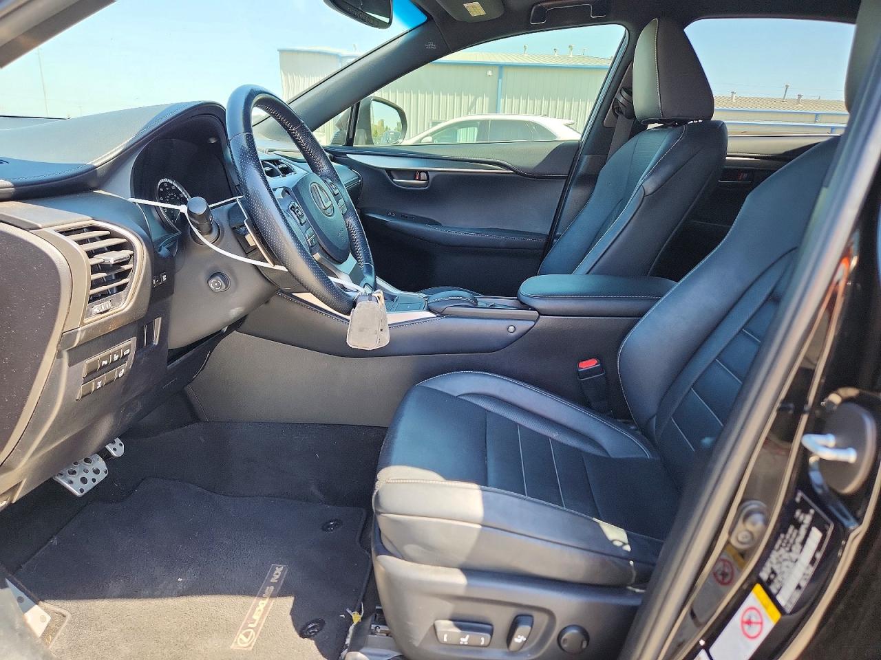 Lexus NX 200t