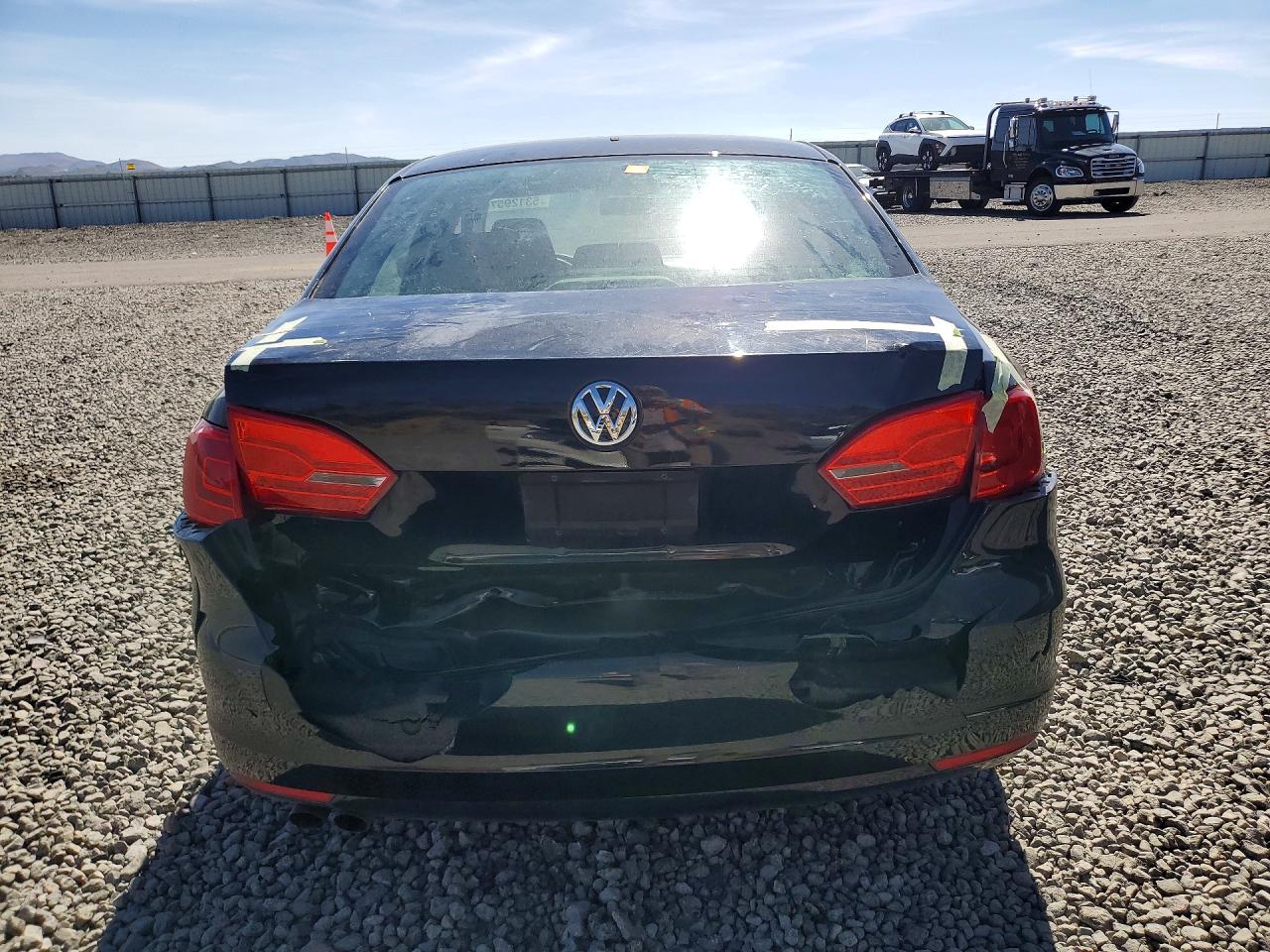 Volkswagen Jetta Base