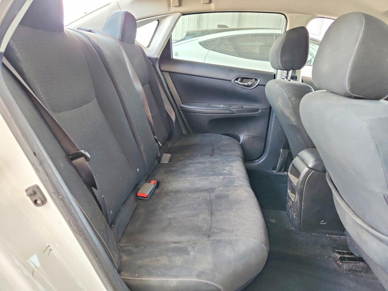 Nissan Sentra S