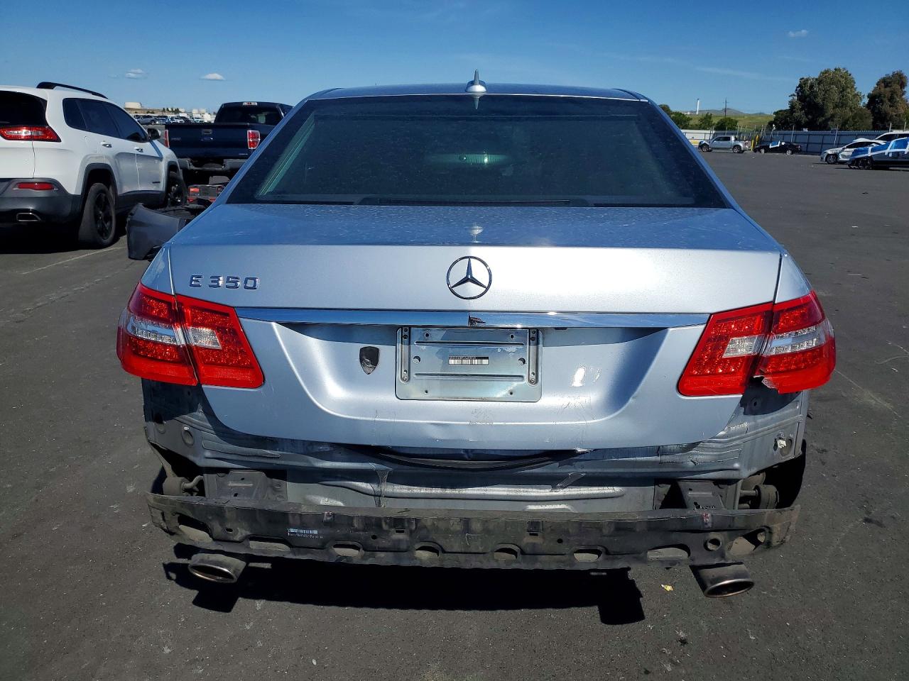 Mercedes-Benz E-Class 350