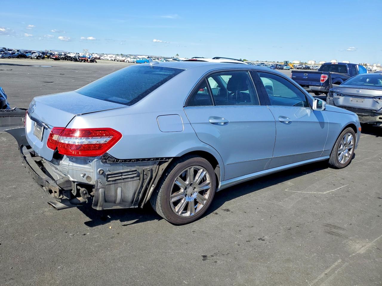 Mercedes-Benz E-Class 350