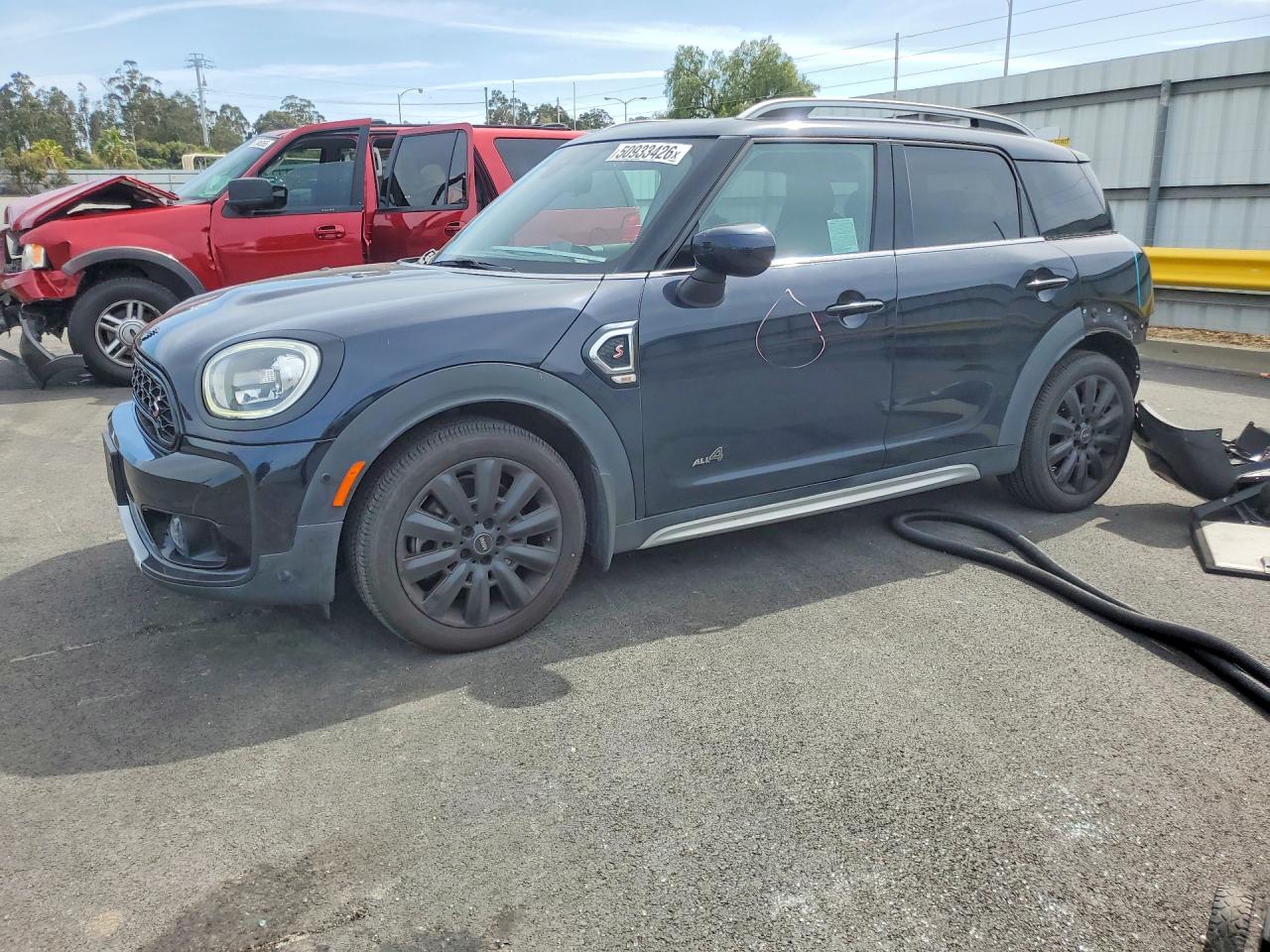 Salvage MINI Cooper Image