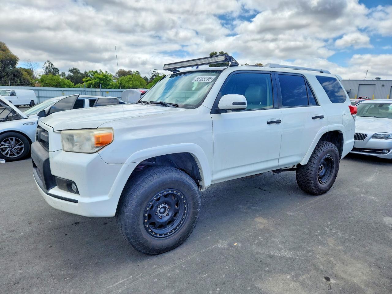 Salvage Toyota 4Runner Image