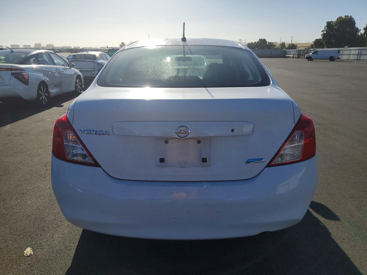 Nissan Versa 1.6 S